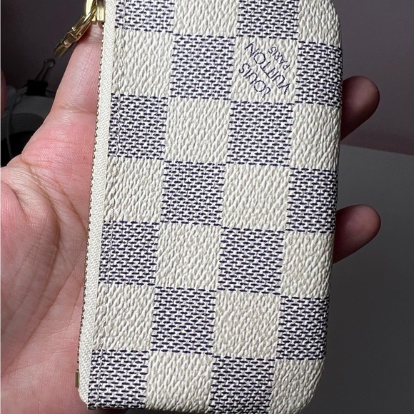 ❣️❣️❣️SOLD on FB❣️❣️❣️Damier Azur Cles ***Discontinued*** - Picture 2 of 10